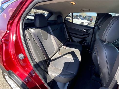 Used 2025 Buick Encore GX Preferred w/ Comfort Package image 27