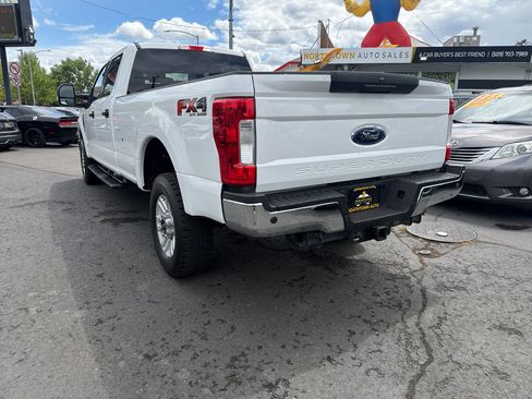 Used 2019 Ford F350 XLT w/ XLT Value Package AWD/4WD image 5