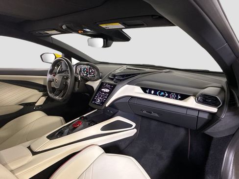 Used 2026 Lamborghini Revuelto AWD/4WD image 15