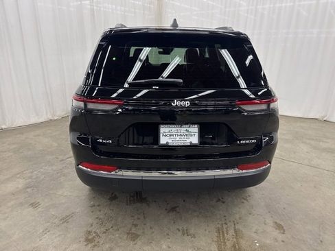 New 2025 Jeep Grand Cherokee Laredo X image 24