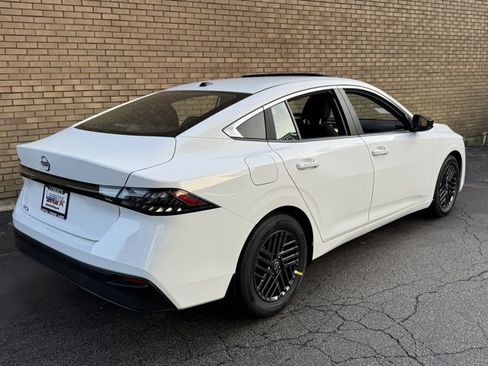 New 2026 Nissan Sentra SV w/ SV Convenience Package FWD image 20