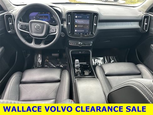 Used 2024 Volvo XC40 B5 Plus w/ Climate Package image 16