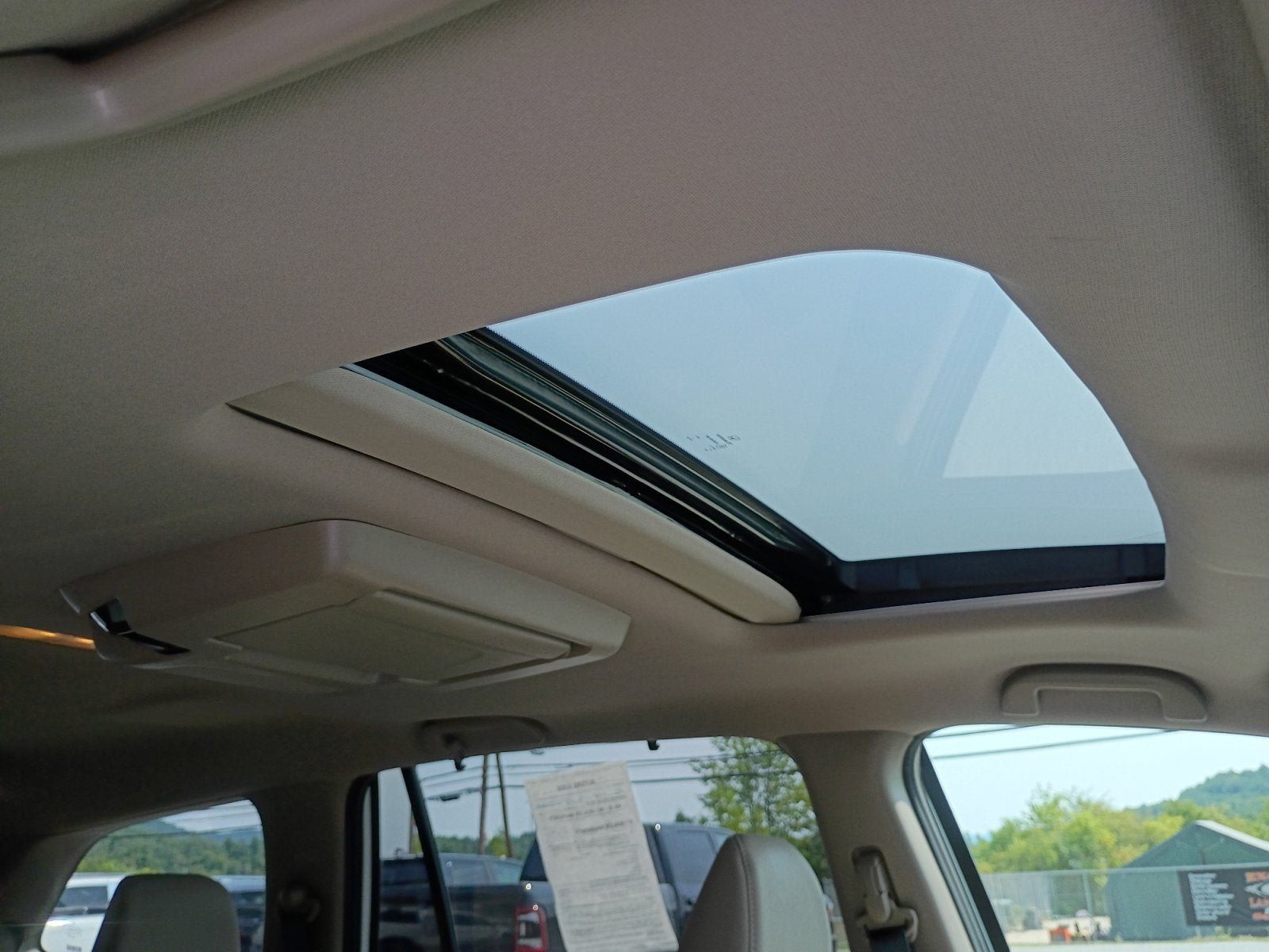 Used 2021 Honda Pilot Touring image 17