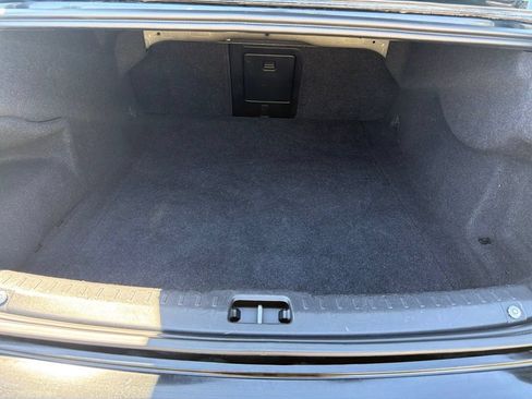 Used 2018 Volvo S90 T5 Momentum w/ Convenience Package FWD image 15