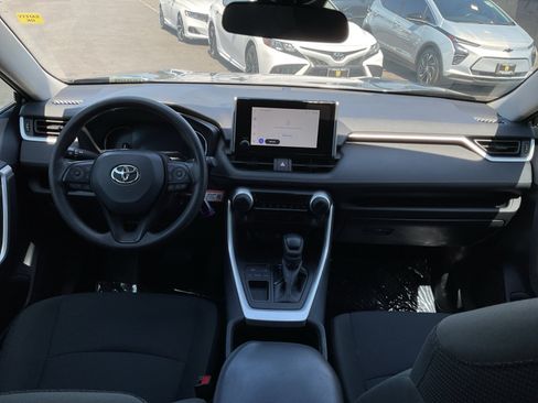 Used 2025 Toyota RAV4 LE FWD image 15
