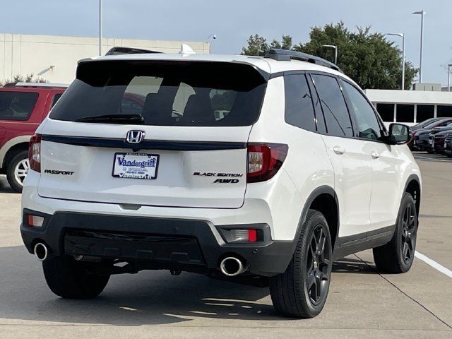 Used 2024 Honda Passport Black Edition image 4
