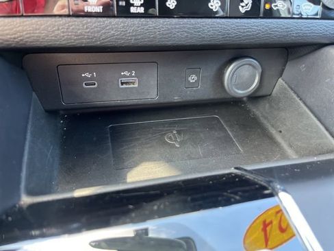 Used 2024 Mitsubishi Outlander SE Black Edition image 26