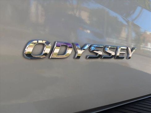 Used 2018 Honda Odyssey LX image 4