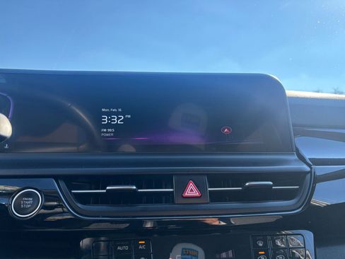 Used 2025 Kia Seltos S image 21