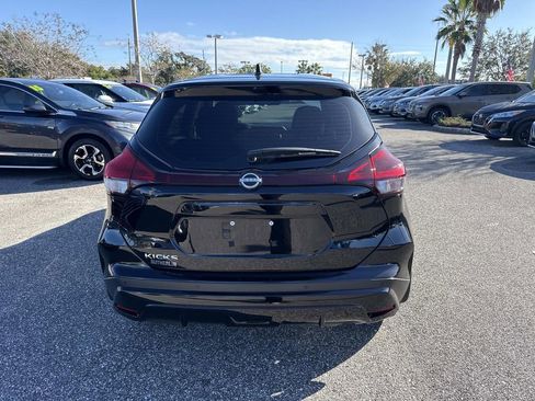 Certified 2024 Nissan Kicks S image 5