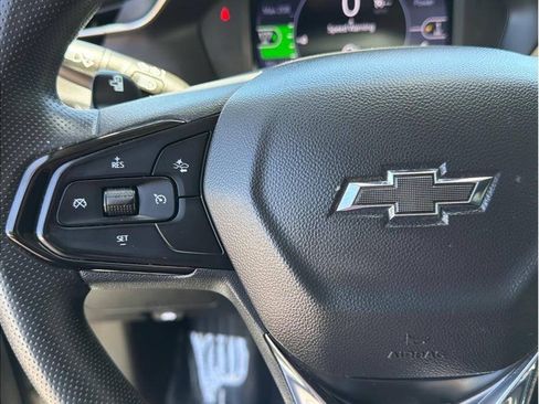 Used 2023 Chevrolet Bolt EUV LT w/ Driver Confidence Package FWD image 9