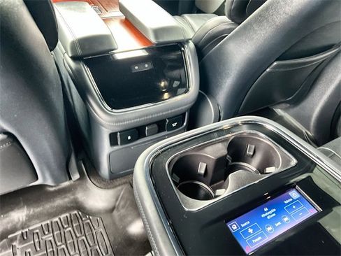 Used 2023 Lincoln Navigator Reserve image 20