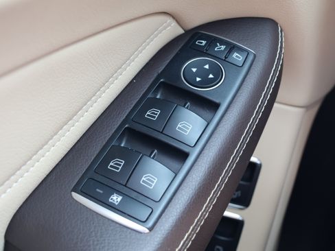 Used 2018 Mercedes-Benz GLS 450 4MATIC image 14
