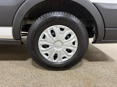 Used 2022 Ford Transit 350 XLT RWD image 55
