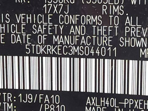 Used 2021 Toyota Sienna LE image 28