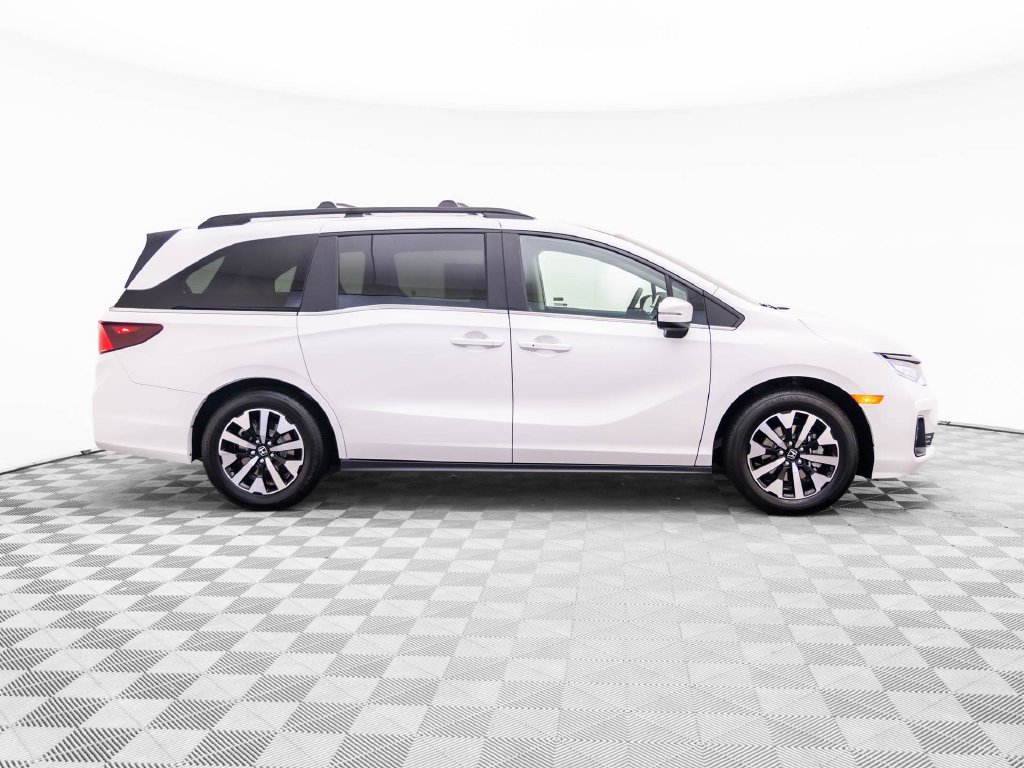 New 2027 Honda Odyssey EX-L image 7