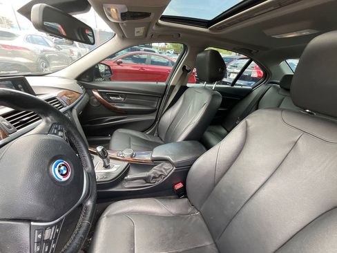 Used 2015 BMW 335i xDrive Sedan AWD/4WD image 9