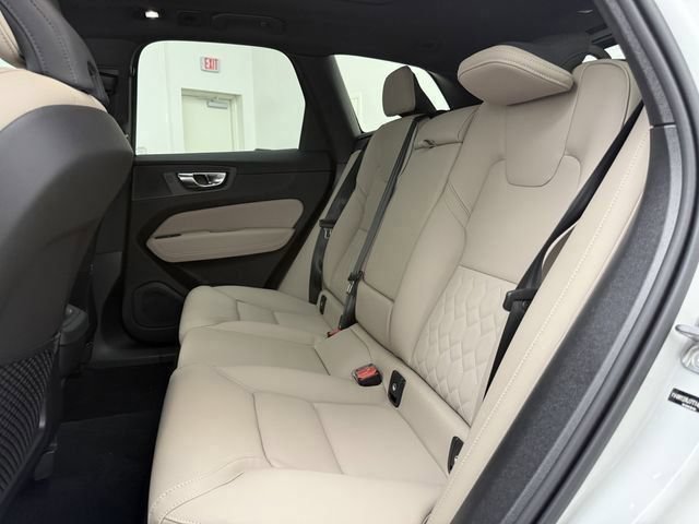 New 2026 Volvo XC60 B5 Core AWD/4WD image 26