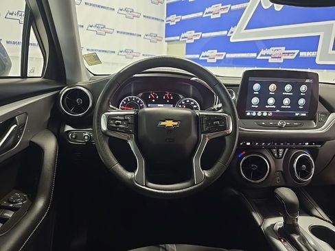 Used 2024 Chevrolet Blazer LT w/ Convenience Package image 2