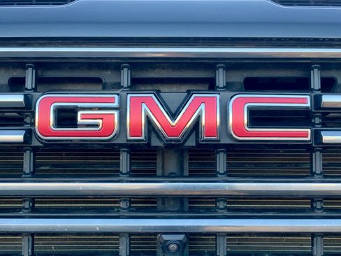 Used 2022 GMC Sierra 3500 AT4 w/ AT4 Premium Plus Package image 21