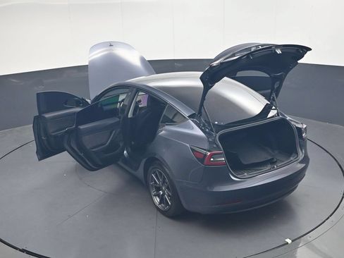 Used 2019 Tesla Model 3 Standard Range Plus RWD image 41