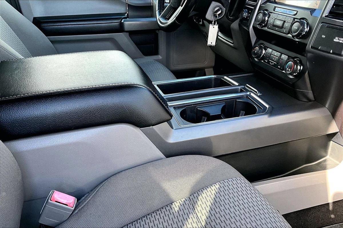Used 2019 Ford F150 XLT w/ Equipment Group 302A Luxury AWD/4WD image 32