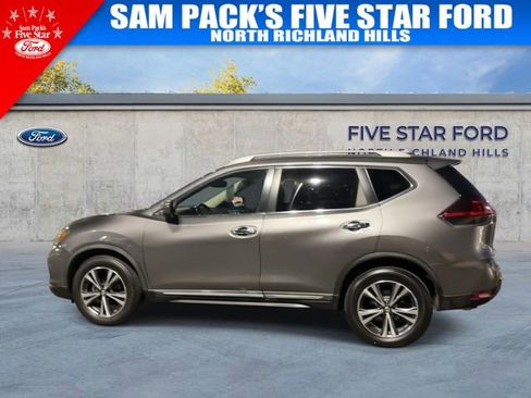 Used 2018 Nissan Rogue SL image 6