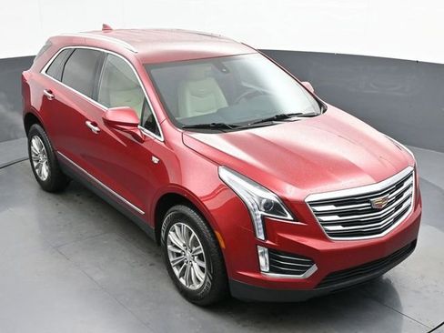 Used 2019 Cadillac XT5 FWD image 38