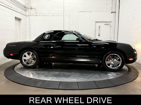 Used 2002 Ford Thunderbird RWD image 10
