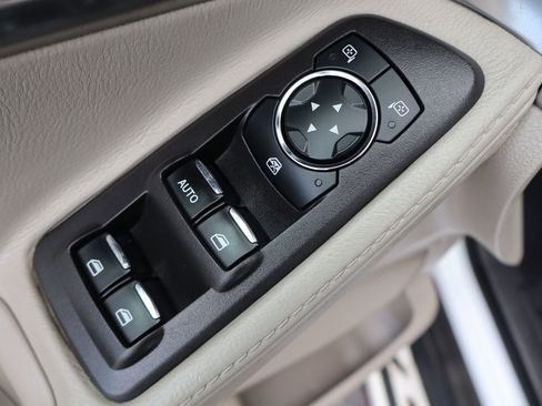Used 2015 Ford Explorer 4WD image 28