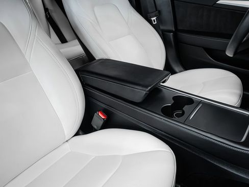 Used 2023 Tesla Model 3 Standard Range image 28