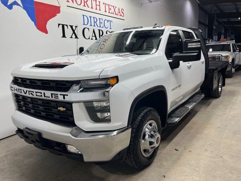 Used 2023 Chevrolet Silverado 3500 LT w/ Convenience Package image 5