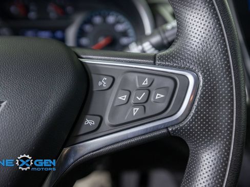 Used 2022 Chevrolet Malibu LT FWD image 15