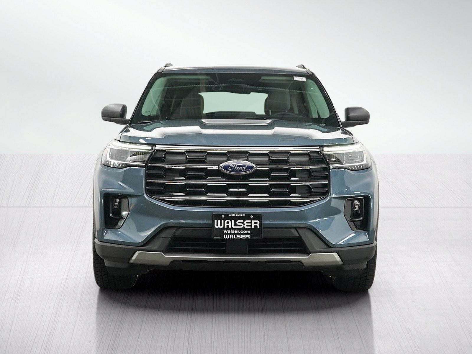 Used 2025 Ford Explorer Active w/ Active Comfort Package AWD/4WD image 8