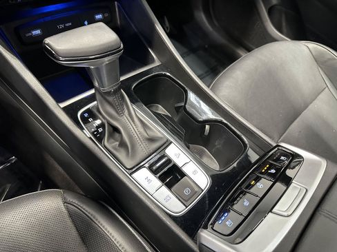 Certified 2022 Hyundai Santa Cruz Limited AWD/4WD image 26