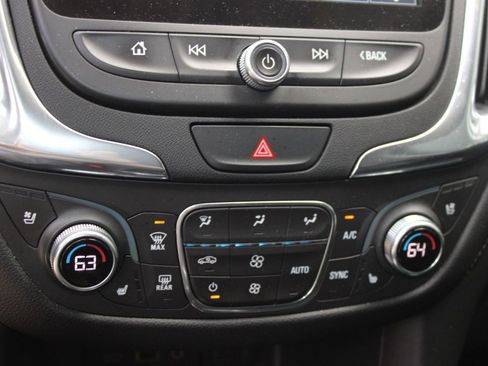 Used 2019 Chevrolet Equinox Premier image 27