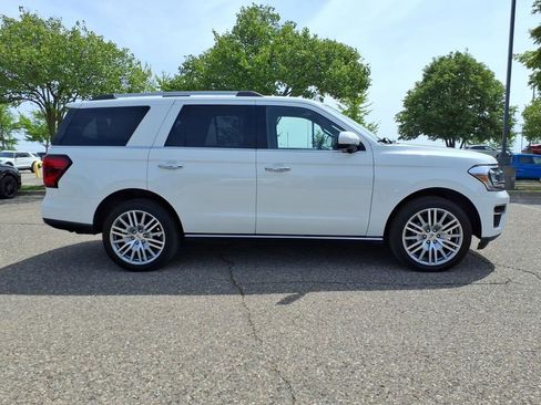 Used 2023 Ford Expedition Limited AWD/4WD image 6