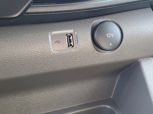 Used 2023 Ford Transit 350 XLT image 24