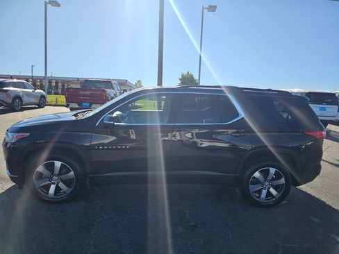 Used 2020 Chevrolet Traverse LT w/ LT Premium Package FWD image 5