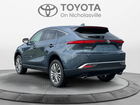 Used 2022 Toyota Venza Limited w/ Advanced Technology Package AWD/4WD image 3