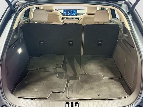 Used 2023 Lincoln Nautilus Reserve w/ Equipment Group 201A image 28