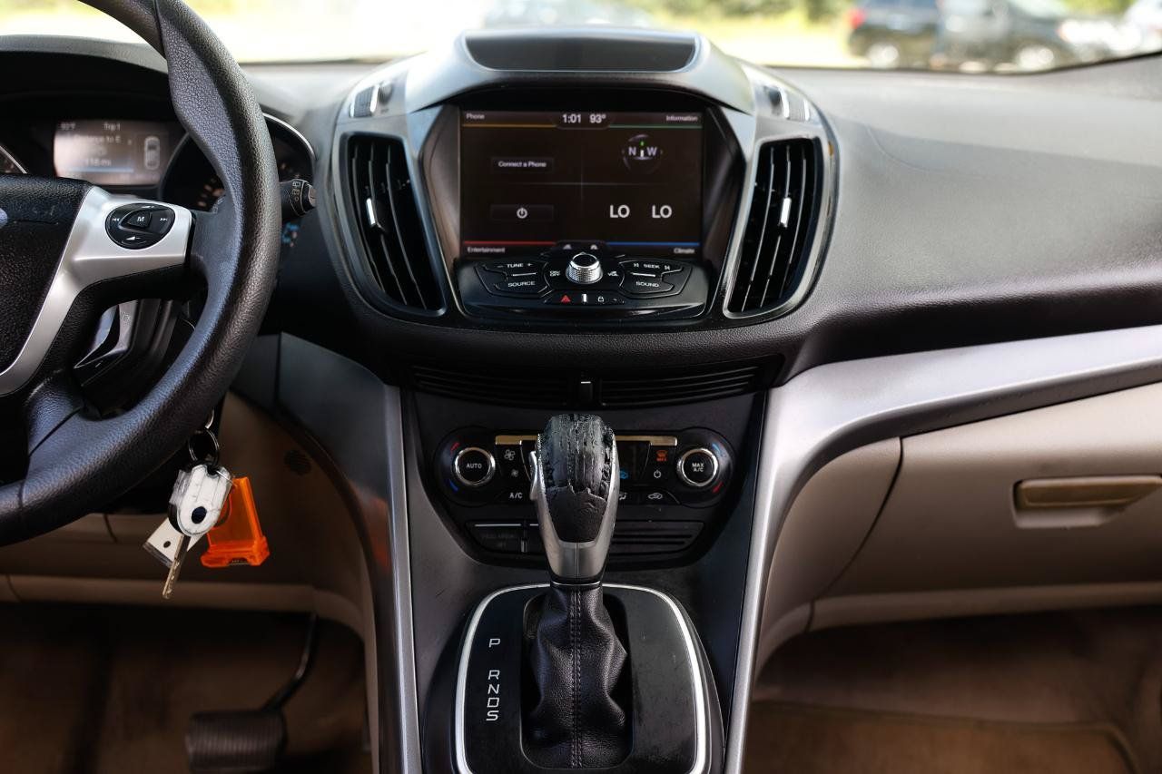 Used 2013 Ford Escape SE FWD image 34
