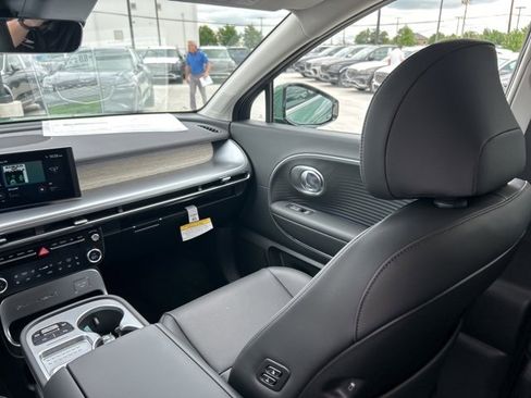 New 2026 Hyundai Ioniq 9 SEL image 23