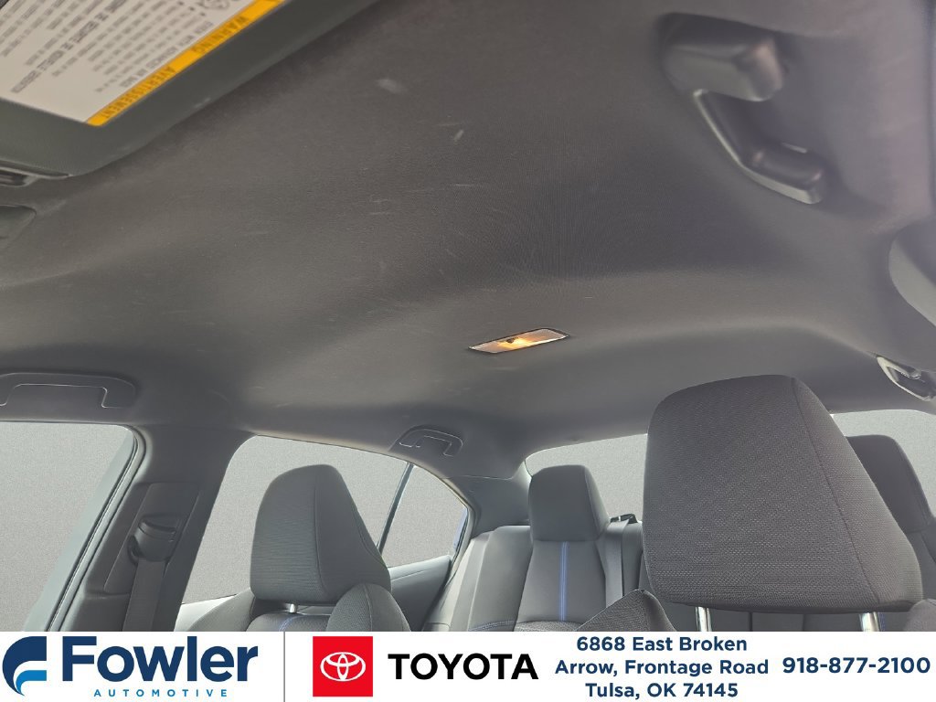 Used 2022 Toyota Corolla SE FWD image 18