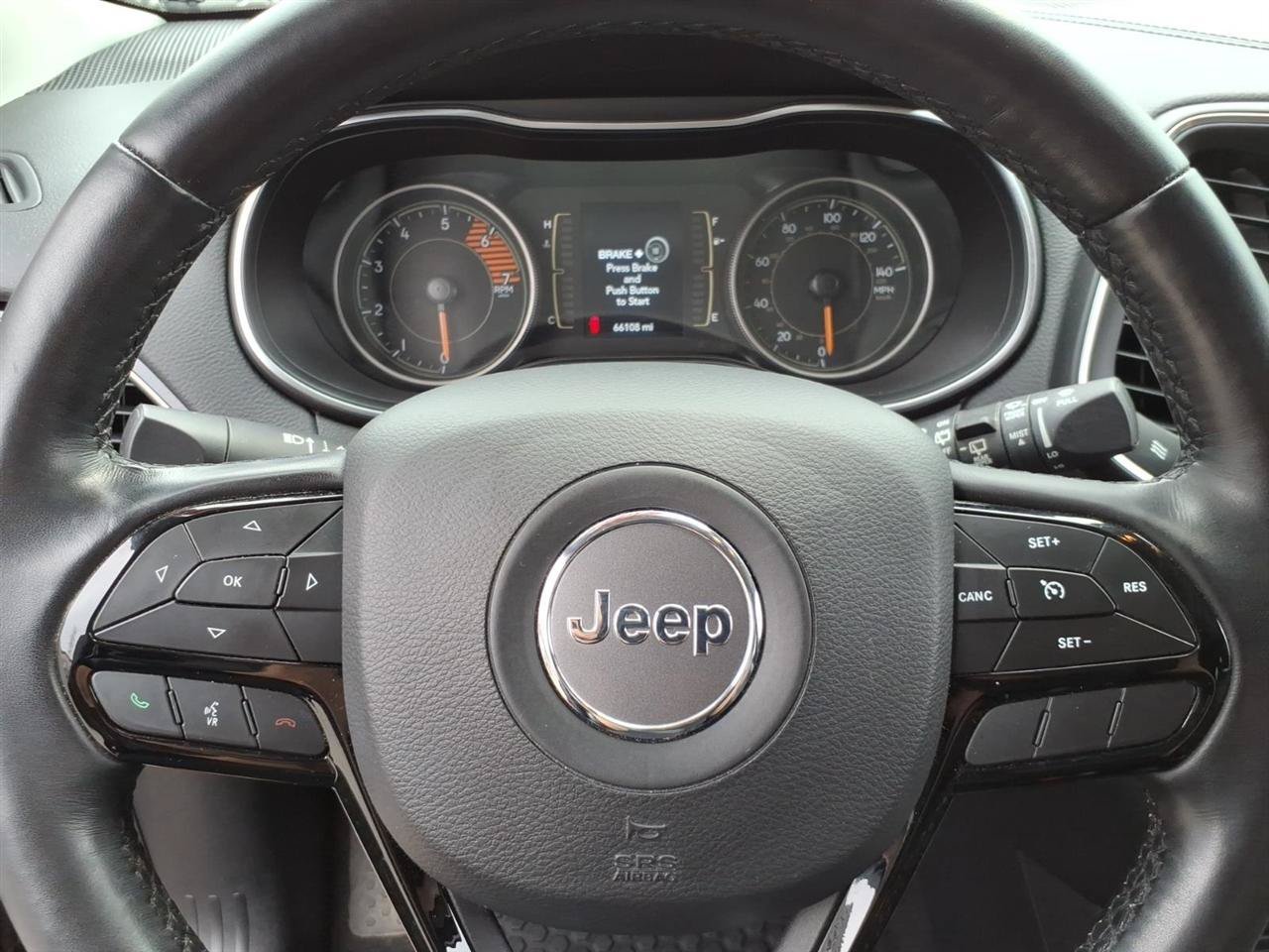 Used 2020 Jeep Cherokee Latitude Plus AWD/4WD image 14
