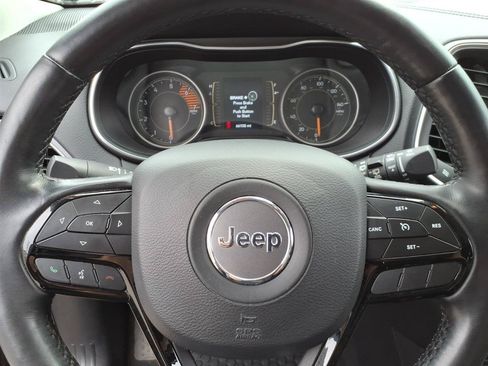 Used 2020 Jeep Cherokee Latitude Plus AWD/4WD image 14