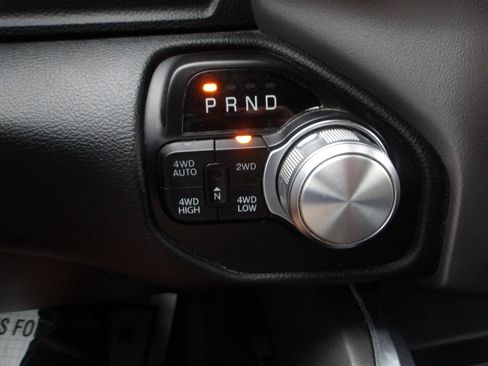 Used 2022 RAM 1500 Laramie w/ Sport Appearance Package AWD/4WD image 17