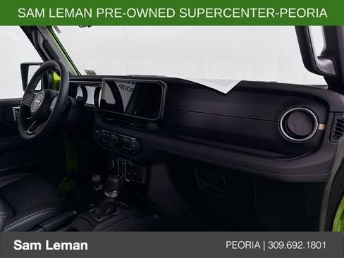 Used 2025 Jeep Gladiator Sport AWD/4WD image 27
