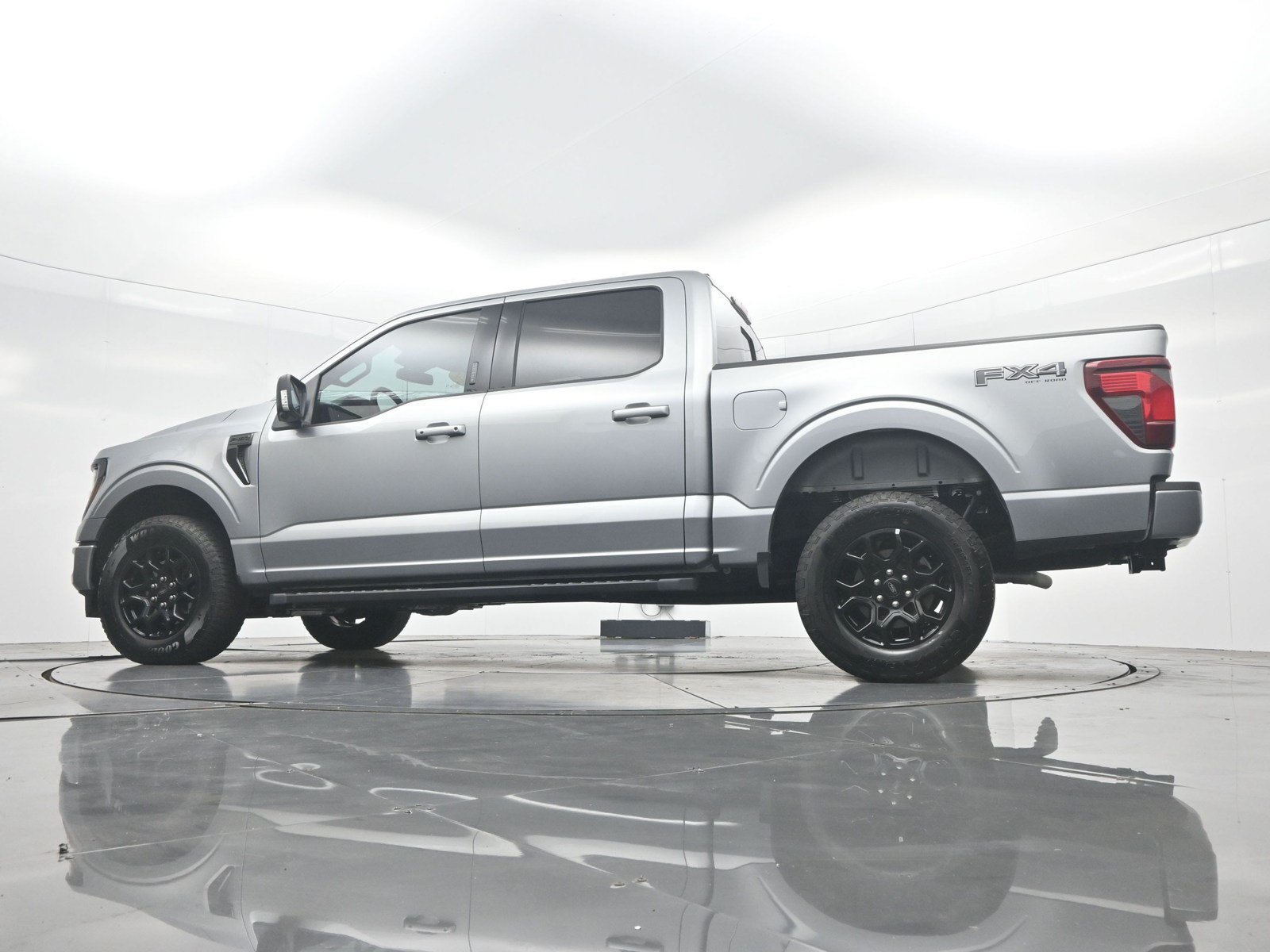 Used 2024 Ford F150 XLT w/ Equipment Group 302A MID AWD/4WD image 33