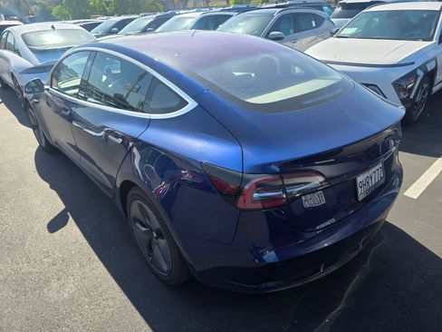 Used 2018 Tesla Model 3 Long Range RWD image 4